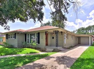 1326 Mendez St, New Orleans, LA 70122