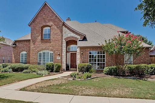 8013 Hazeltine Dr