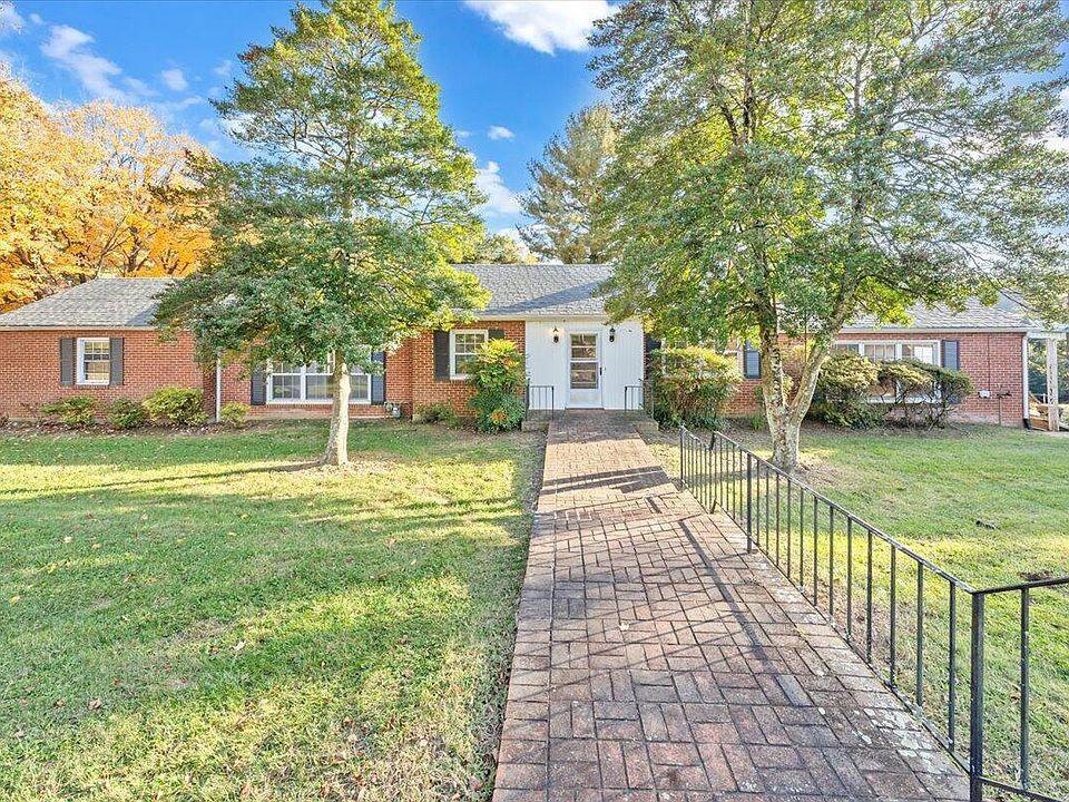 1st image of 3208 Clearview Dr