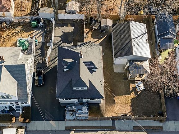 2nd image of 27 Herbert Rd