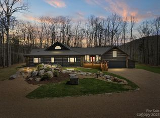 387 Rufus Dale Rdg, Spruce Pine, NC 28777