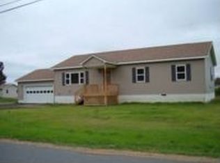 241 Frontenac Blvd, Clayton, NY 13624