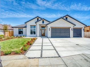 3089 Powers Ave, Clovis, CA