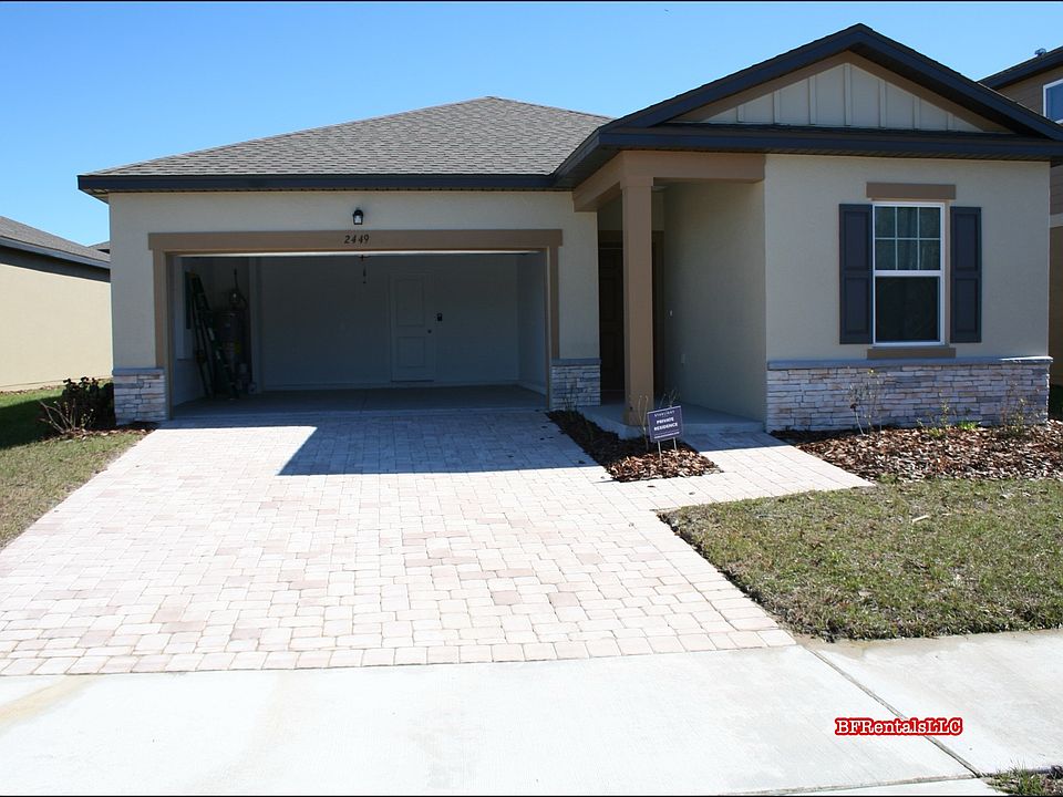 1st image of 2449 Greyhawk Dr