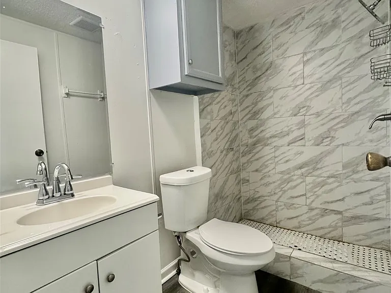 1007 Spooner St #1007 — Photo 18