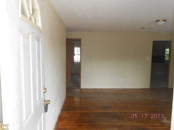 4th image of 6107 Nashville Ave