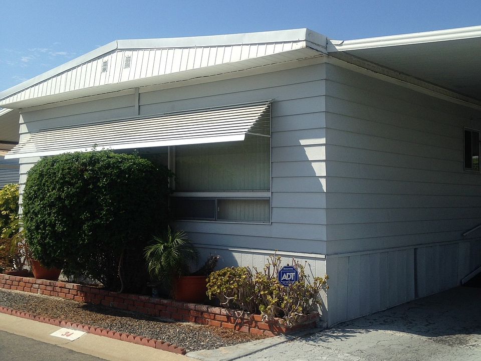 1st image of 200 N El Camino Real Space 34