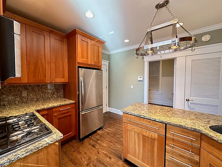 3614 N Bosworth Ave #F3 — Photo 6