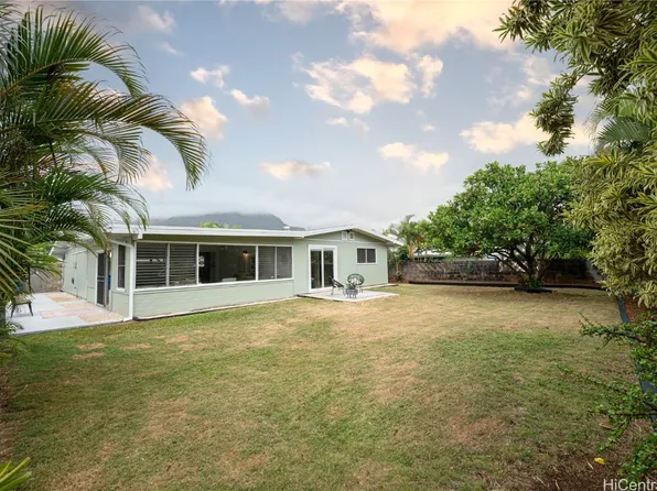 543 Uluhaku St, Kailua, HI 96734