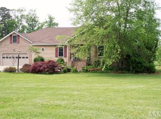 100 Gaston Dr, Elizabeth City, NC 27909
