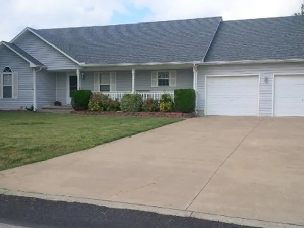 2259 Laura St, Carthage, MO 64836