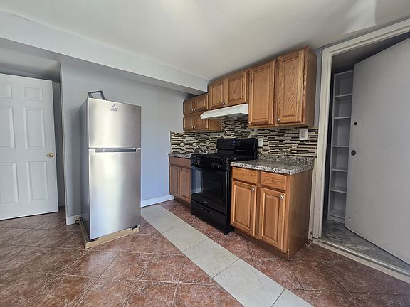 2nd image of 151-10 80th St #5