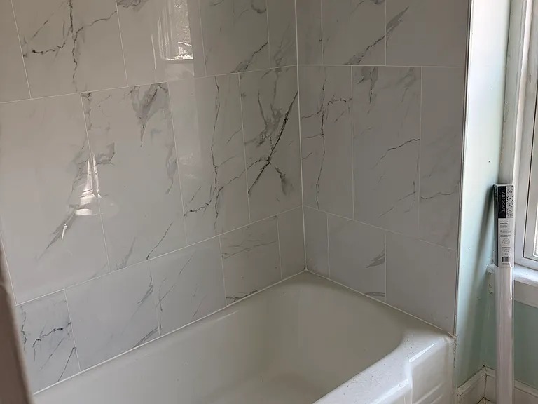 484 Washington Ave — Photo 6