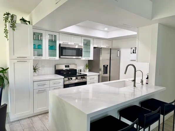 1235 N 84th Pl, Scottsdale, AZ 85257