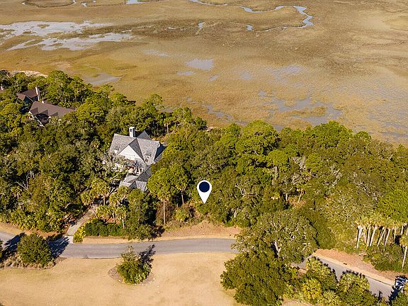 2nd image of 161 High Dunes Ln