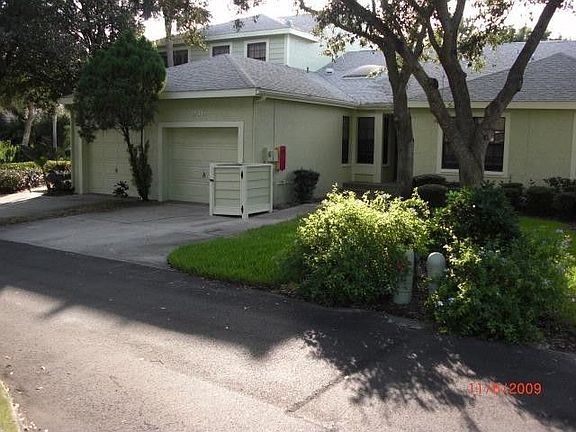 2nd image of 946 San Carlos Ct NE