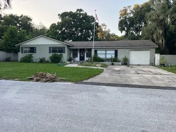 32 Lakeview St, Ocoee, FL 34761