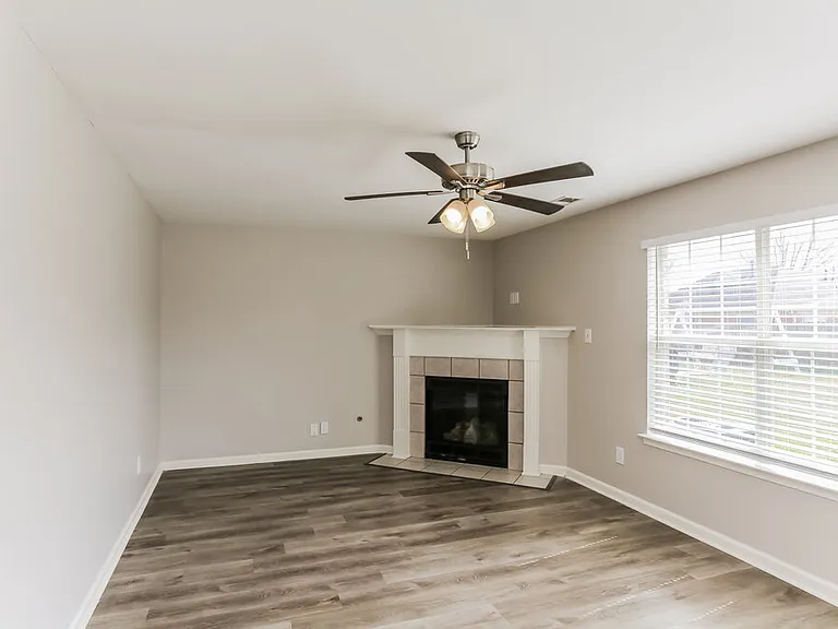 9913 Vista Ridge Dr — Photo 5