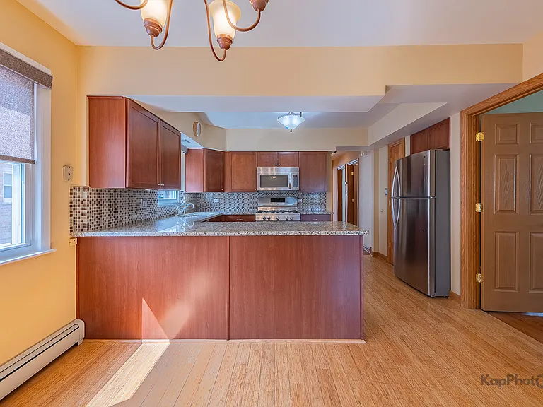 8465 W Berwyn Ave #1 — Photo 4