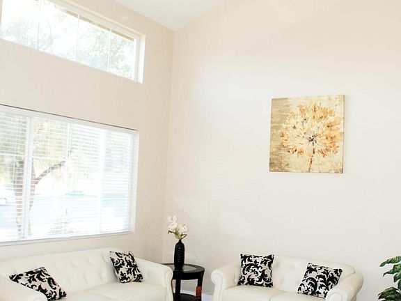 3rd image of 1419 Whispering Wind Ln
