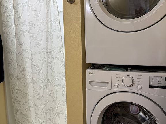 3rd image of 9774 W King Arthur Dr Unit C