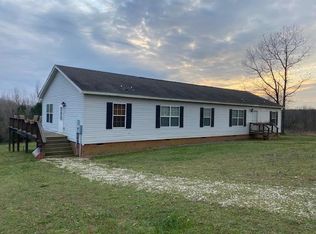 104 Travis Ln, Charlotte Court House, VA 23923