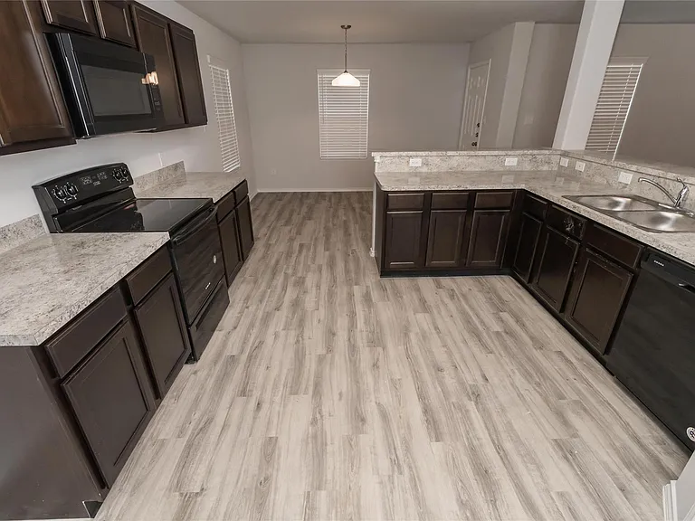 5635 Cobark Creek Trl — Photo 1