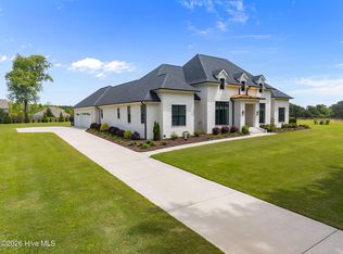 47 E Rolling Meadows Road, Hampstead, NC 28443