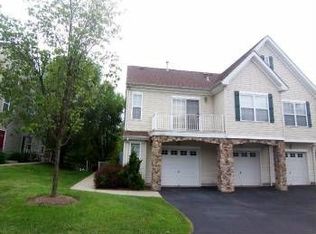 413 Boulder Ridge Dr, Randolph, NJ 07869