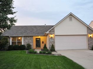 104 El Dorado Trl W, Fort Wayne, IN 46825