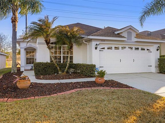 2nd image of 3009 Banyan Hill Ln