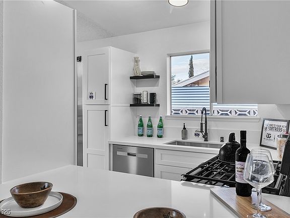 3rd image of 5512 Burntwood Way