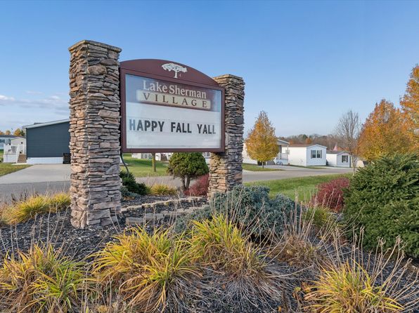 7227 Beth Ave SW #245829117