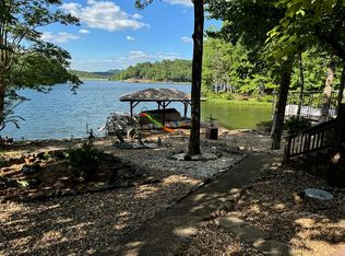 52 Arjona Way, Hot Springs Village, AR 71909
