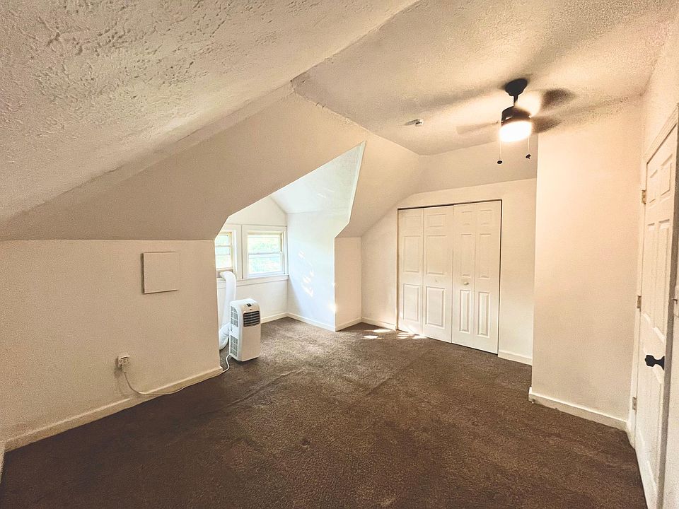 2nd image of 334 9th Ave APT 3