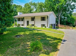 3834 Fairfield Dr, Maryville, TN 37804