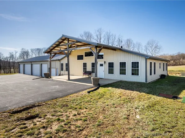 11286 E Honey Run Road, Pekin, IN 47165
