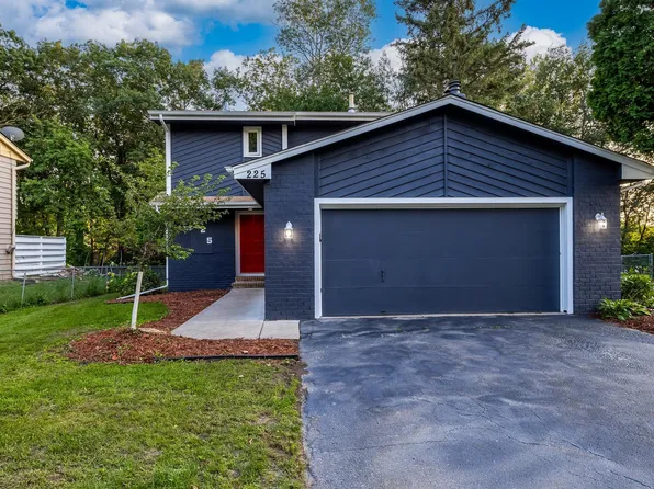 225 Glenmoor Ln, Long Lake, MN 55356