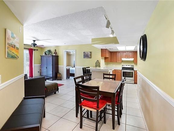 4th image of 2125 SE 10th Ave APT 1011