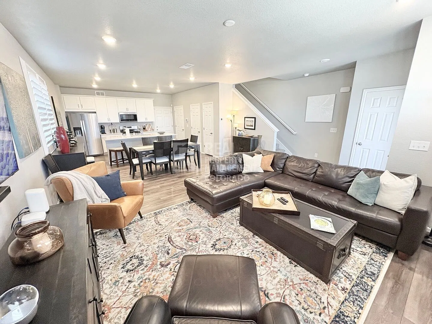 Modern 3-Bedroom Townhome with Solar Panels in Painted Prairie — Photo 3