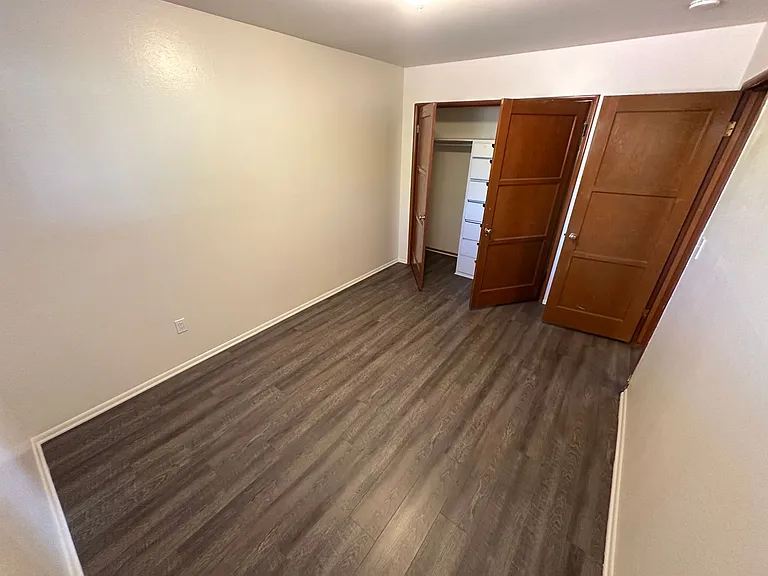 628 E Chapel St #A — Photo 10