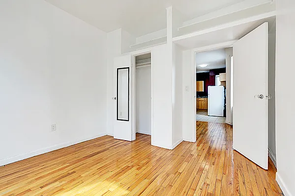 Rented by Cooper & Cooper Real Estate | media 21