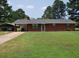 90 Old Yorkville Rd S, Columbus, MS 39702