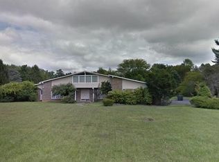 911 Barnsdale Rd, Allentown, PA 18103