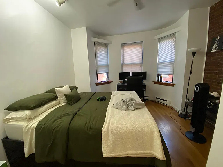89 Prince St #3 — Photo 9
