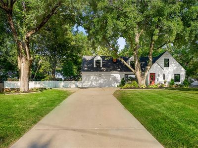 7525 Fontana St, Prairie Village, KS, 66208