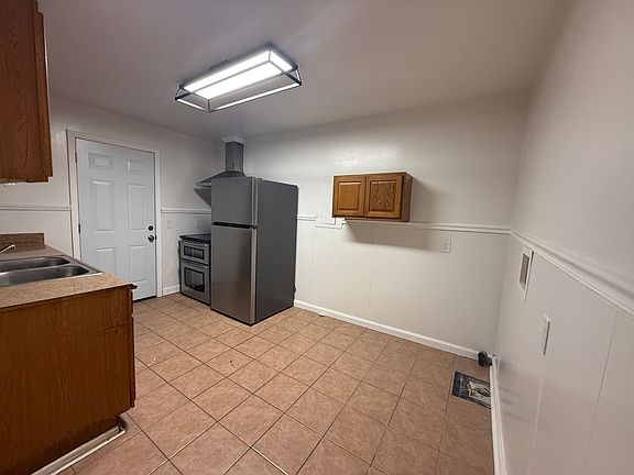 4th image of 1109 Meharry Blvd #3