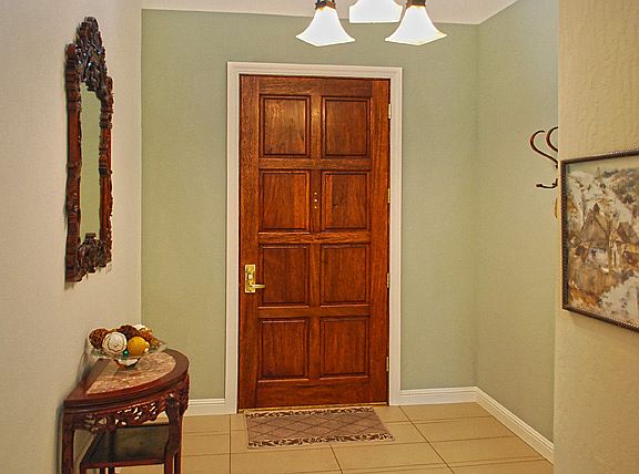 Foyer, 8 Ft. Door