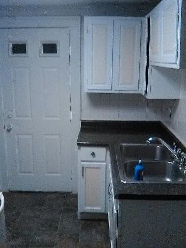 2144 S Garfield Dr — Photo 2