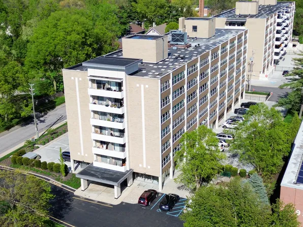 3965 N Meridian St APT 6D, Indianapolis, IN 46208